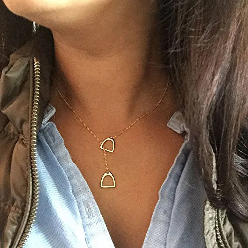 Collana staffe